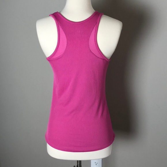 Under Armour Medium tank - Picture 4 of 8